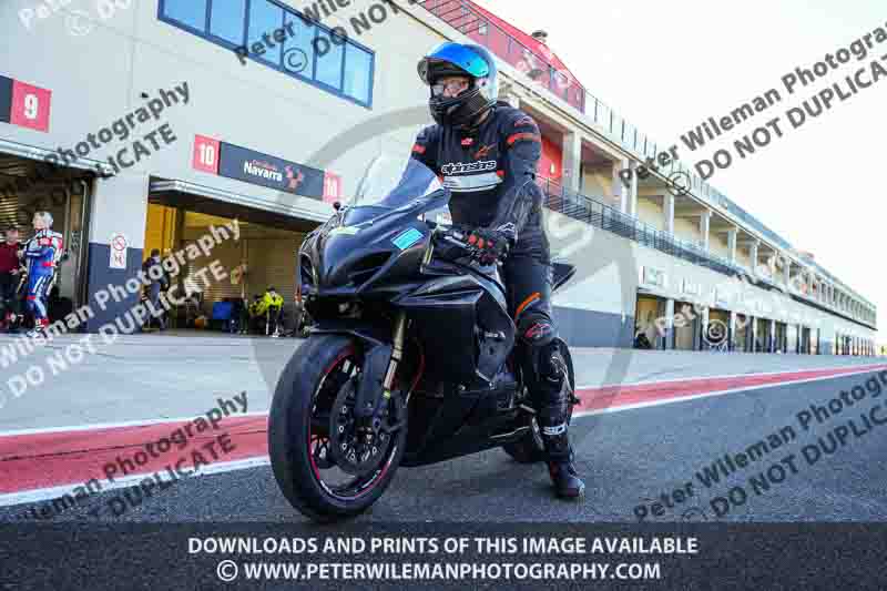 cadwell no limits trackday;cadwell park;cadwell park photographs;cadwell trackday photographs;enduro digital images;event digital images;eventdigitalimages;navarra;no limits trackdays;peter wileman photography;racing digital images;trackday digital images;trackday photos